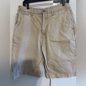 American Eagle Flat front shorts